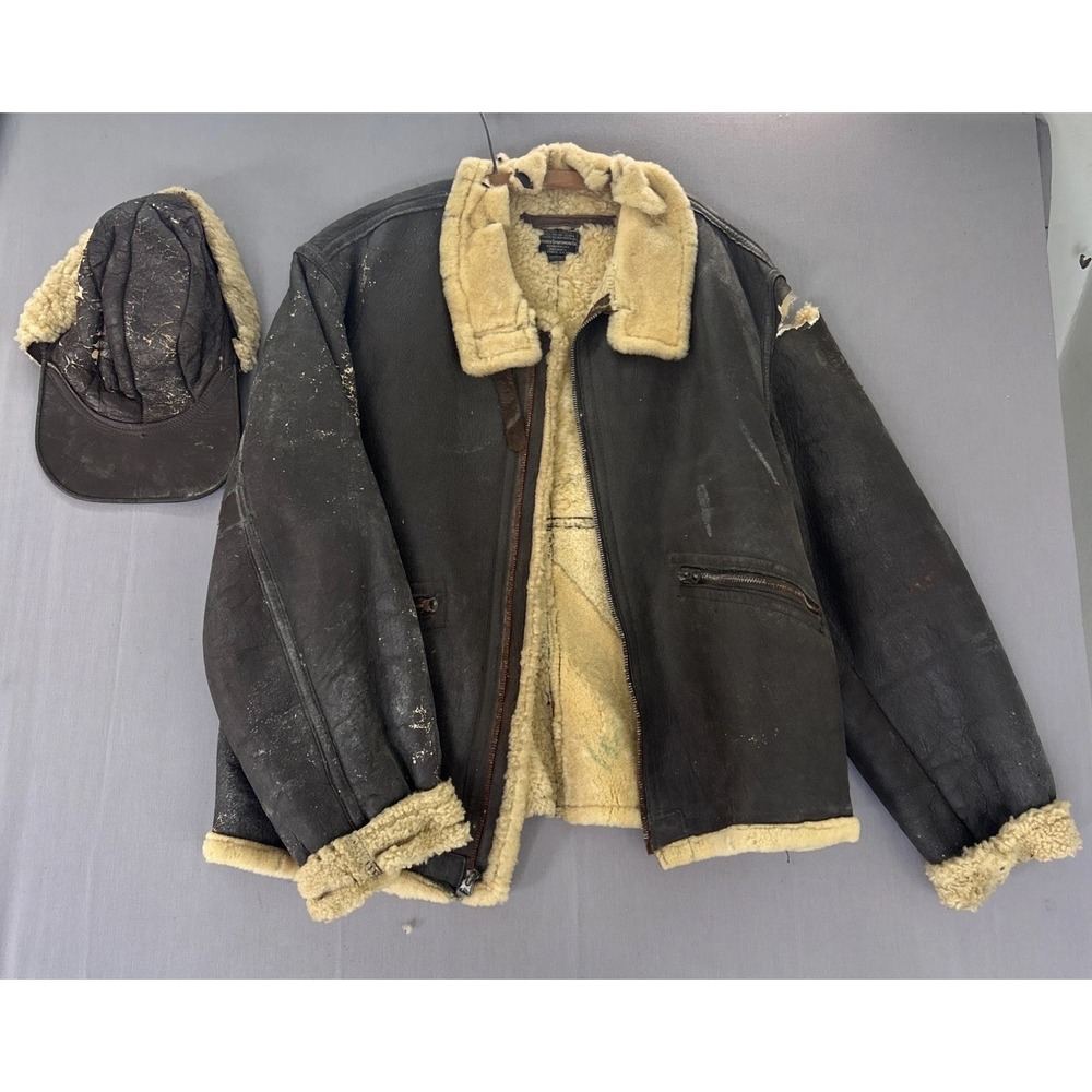 WWII USAAF D-1 Shearling Jacket Werber 1943 + 1942 Flight Cap Display Set